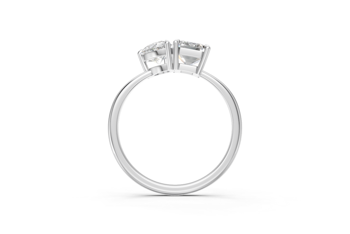 Emerald & Pear Toi Et Moi Ring