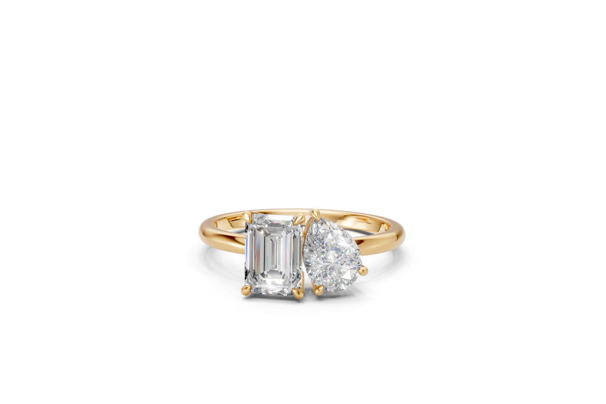 Emerald & Pear Toi Et Moi Ring