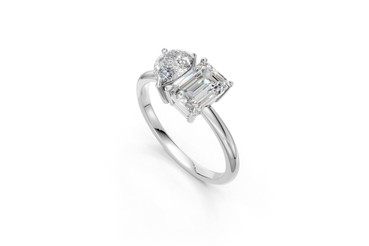 Emerald & Pear Toi Et Moi Ring