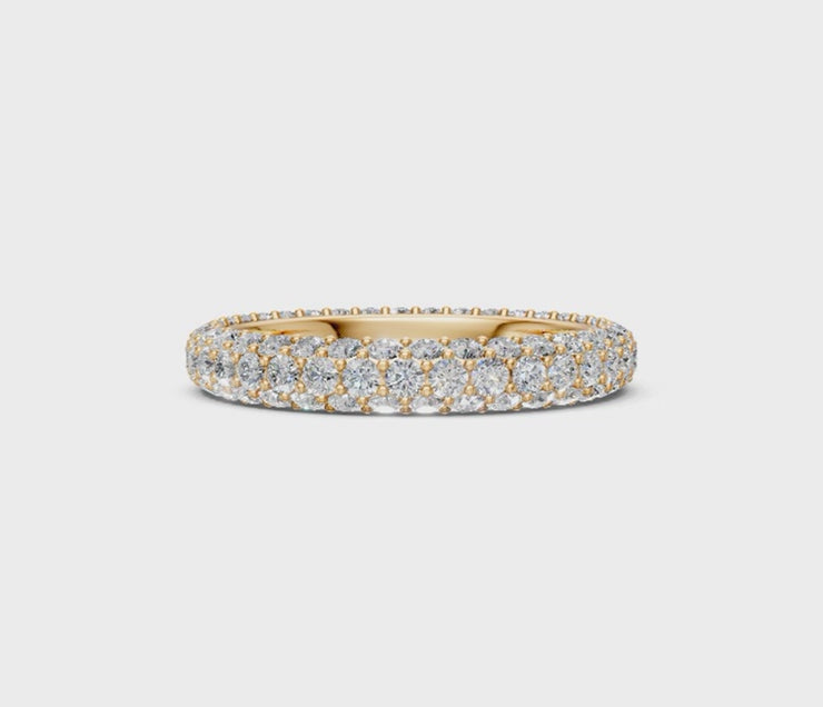 Pavé Set Round-Cut Diamonds Wedding Band