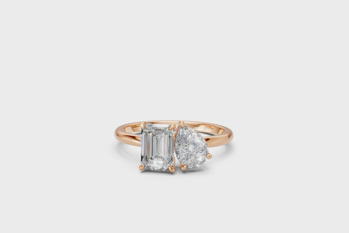 Emerald & Pear Toi Et Moi Ring